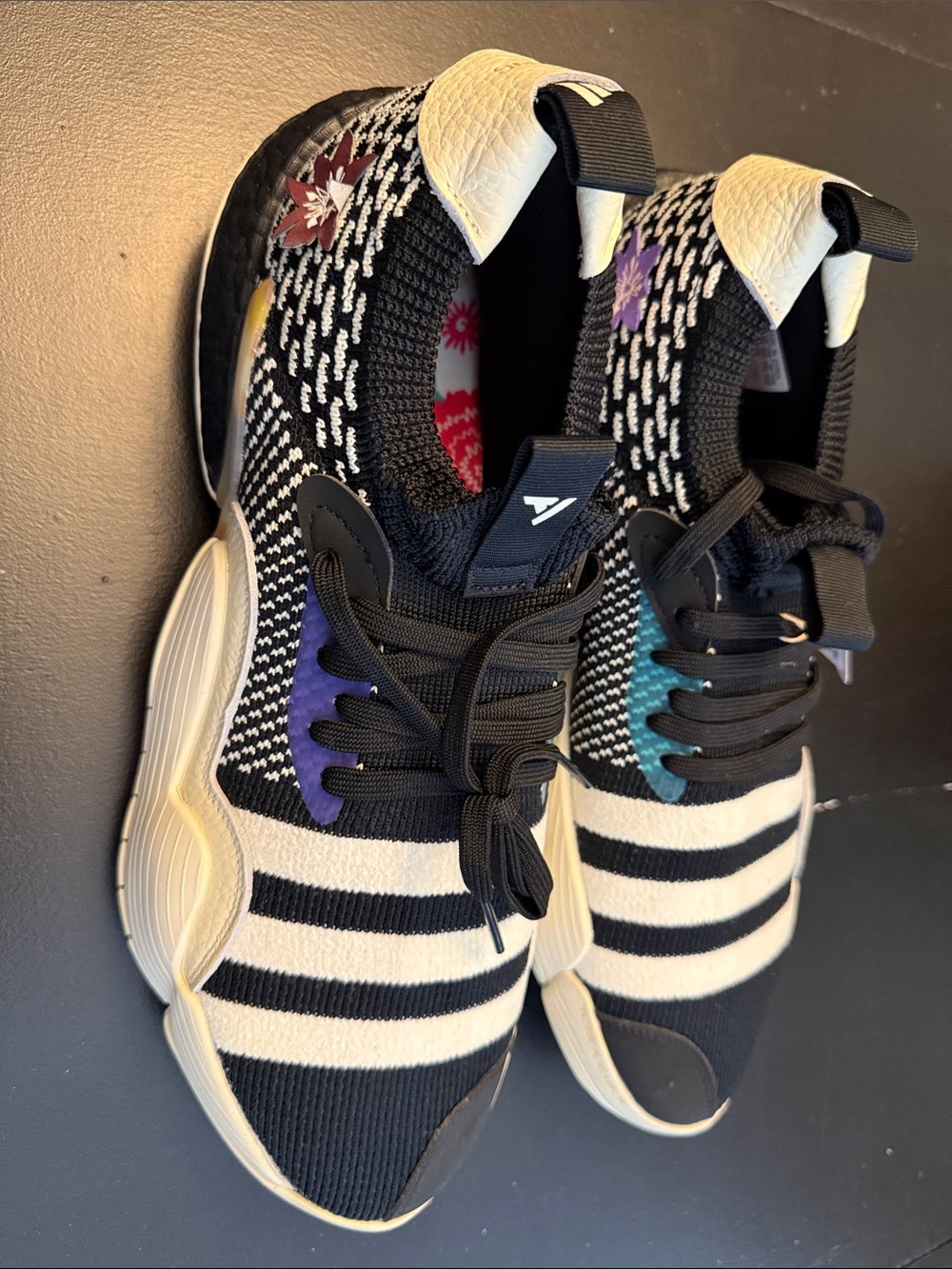 Adidas Trae Young 2 Flower Shoes size 14.5